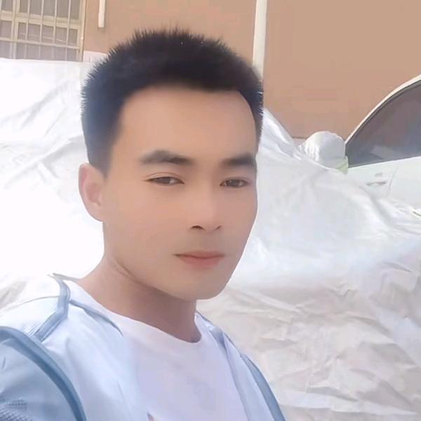 年轻在与拼