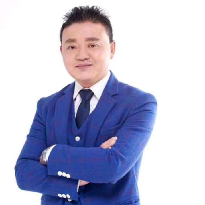 吴孙学国家高级心理咨询师，法务咨询顾问