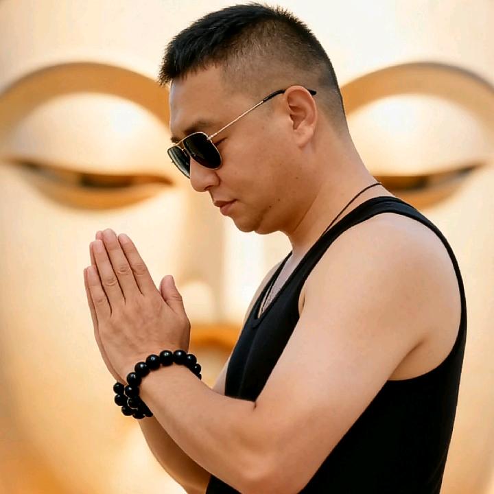杨斌