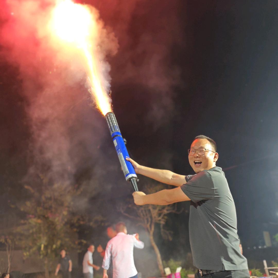 雷哥租车-叉车-升降机、高空作业平台租售