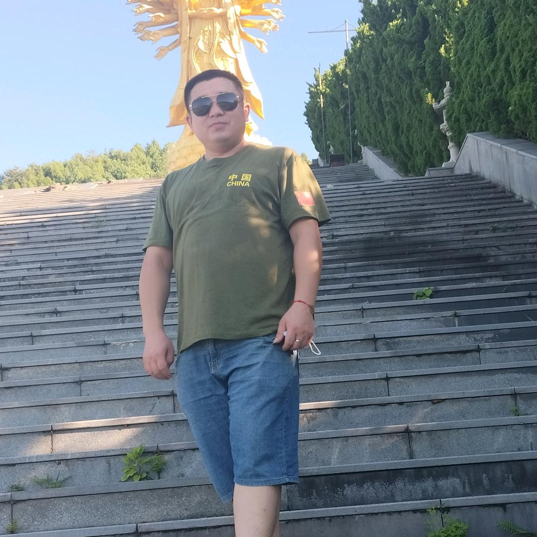 没   有   名   字