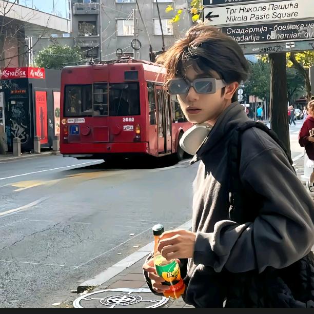 你的二等兵魏玲莹.