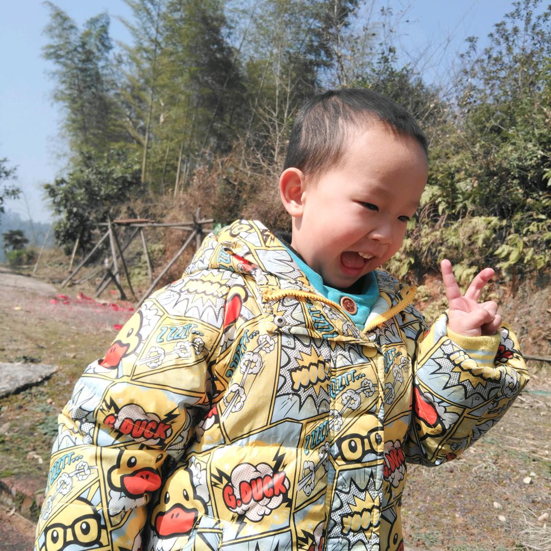 你们口中的蓝朋友就是我