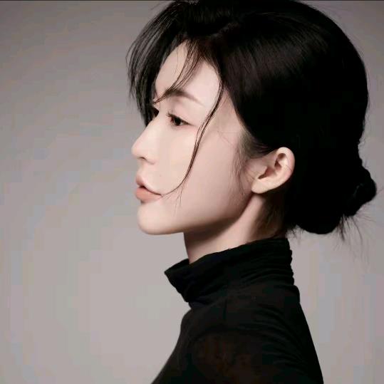 一同  轻奢爆款女装