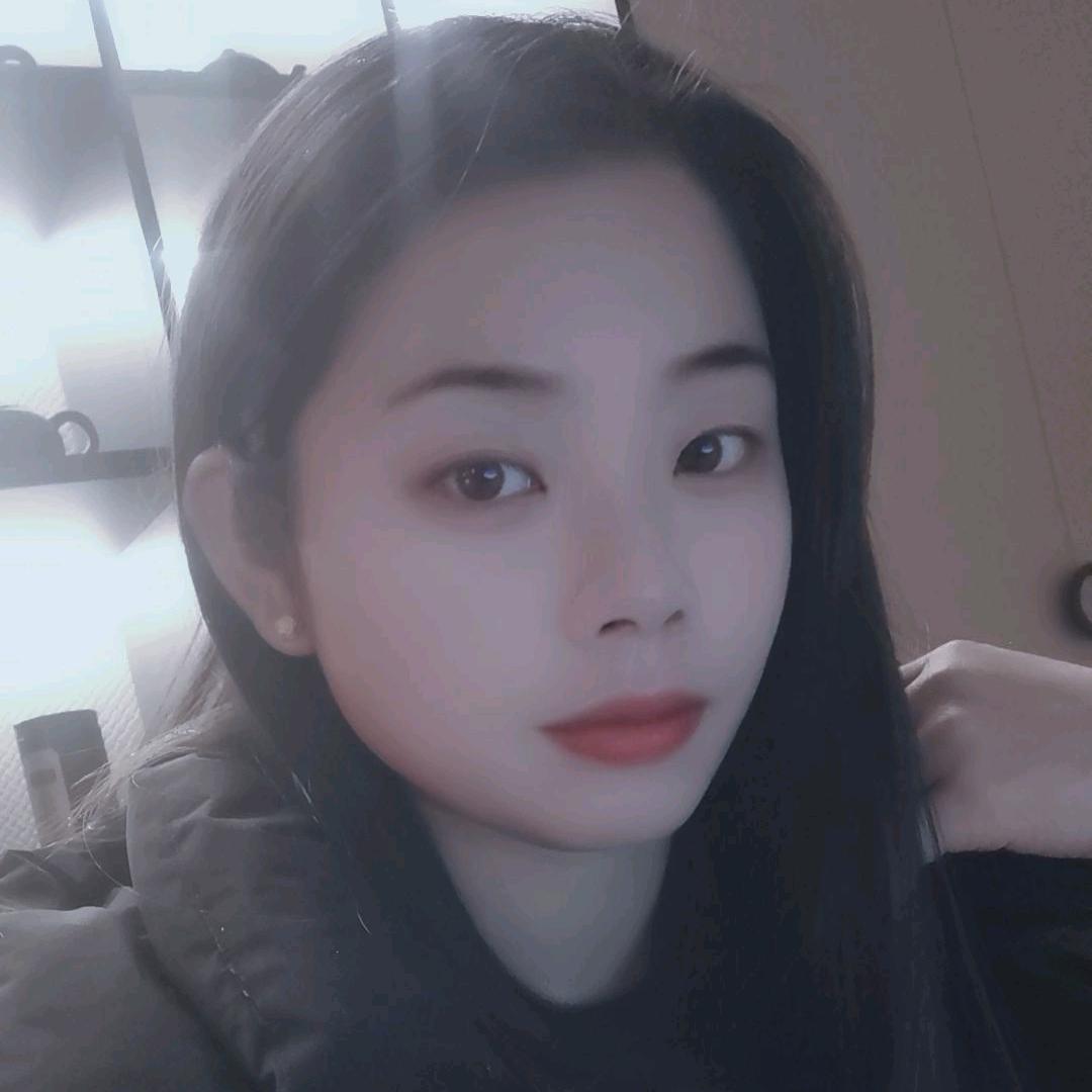 伸手💫触阳光