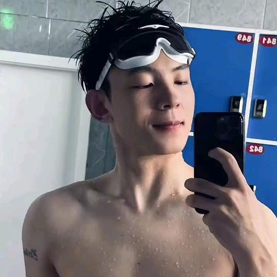 悲伤的灰色火鸡面🍪