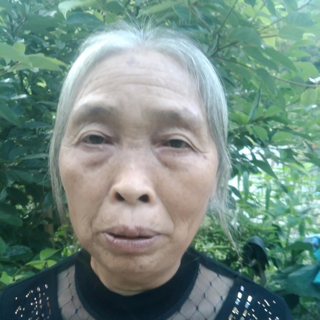 黄明秀