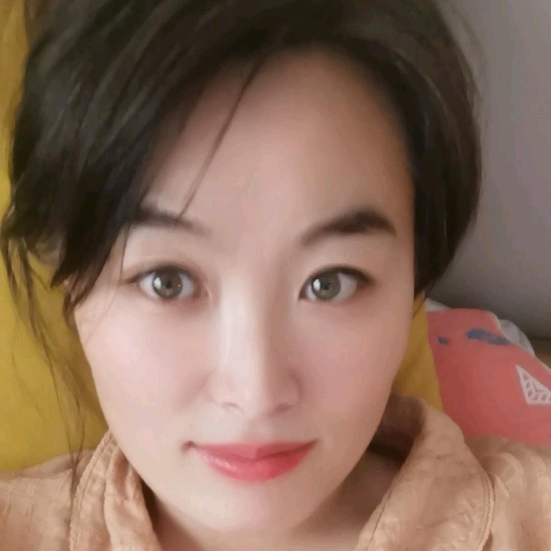 鸣辉东北野生药材小姐姐