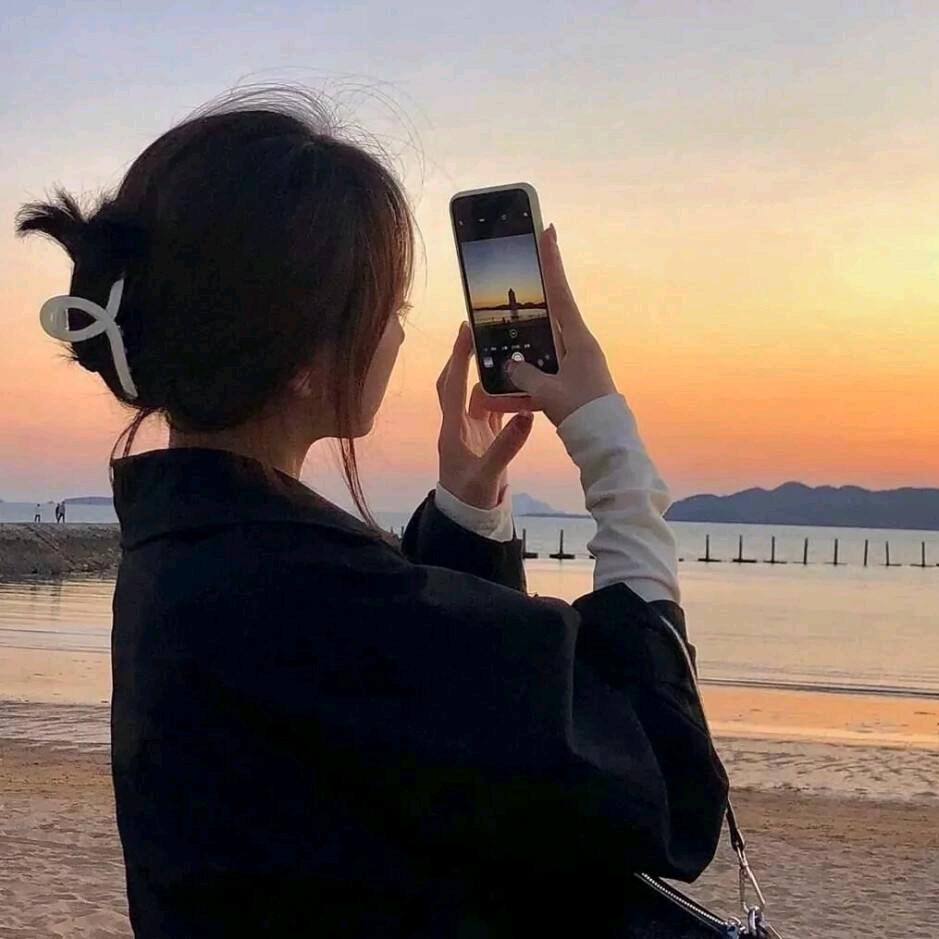 鸭鸭吖吖
