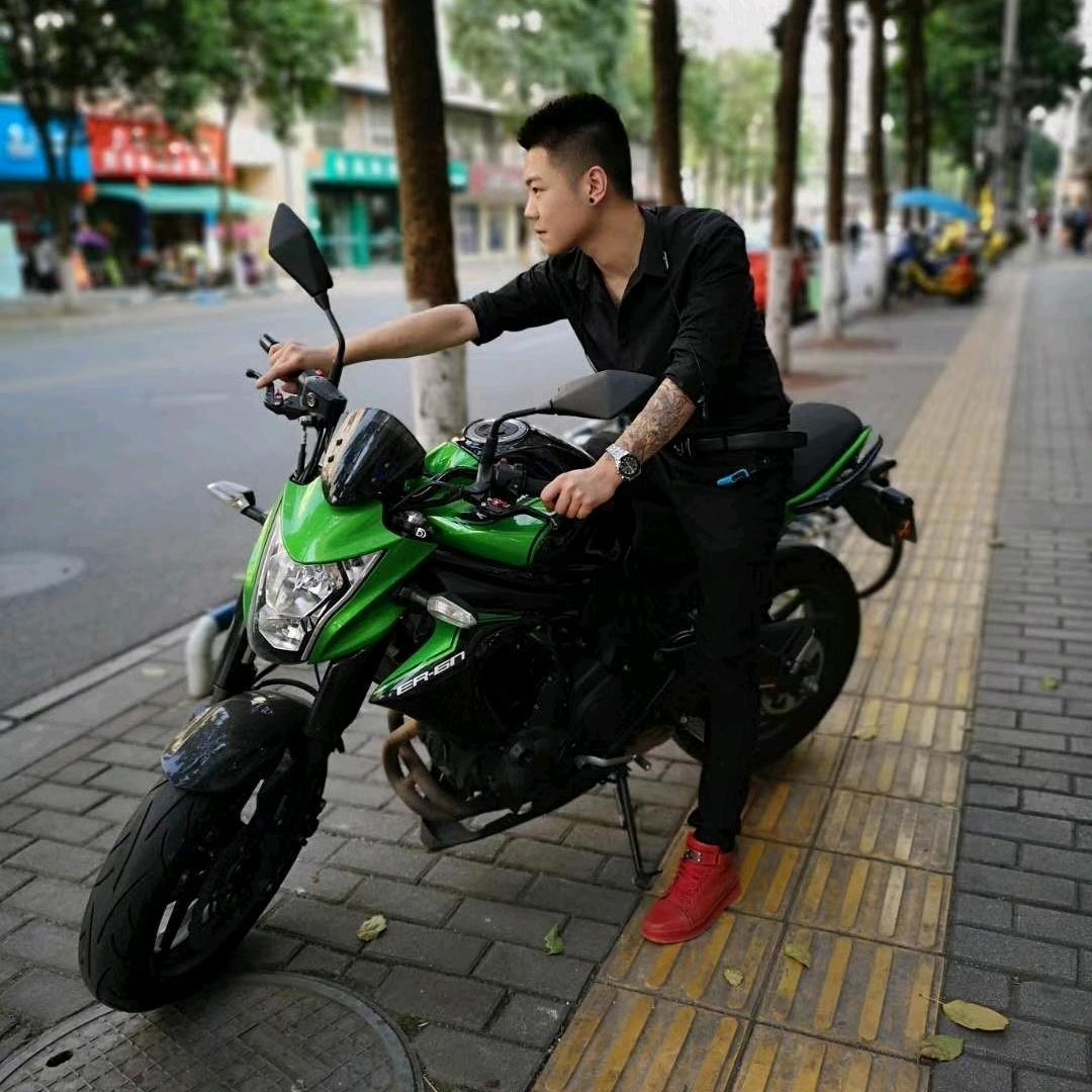 发行天下  超哥