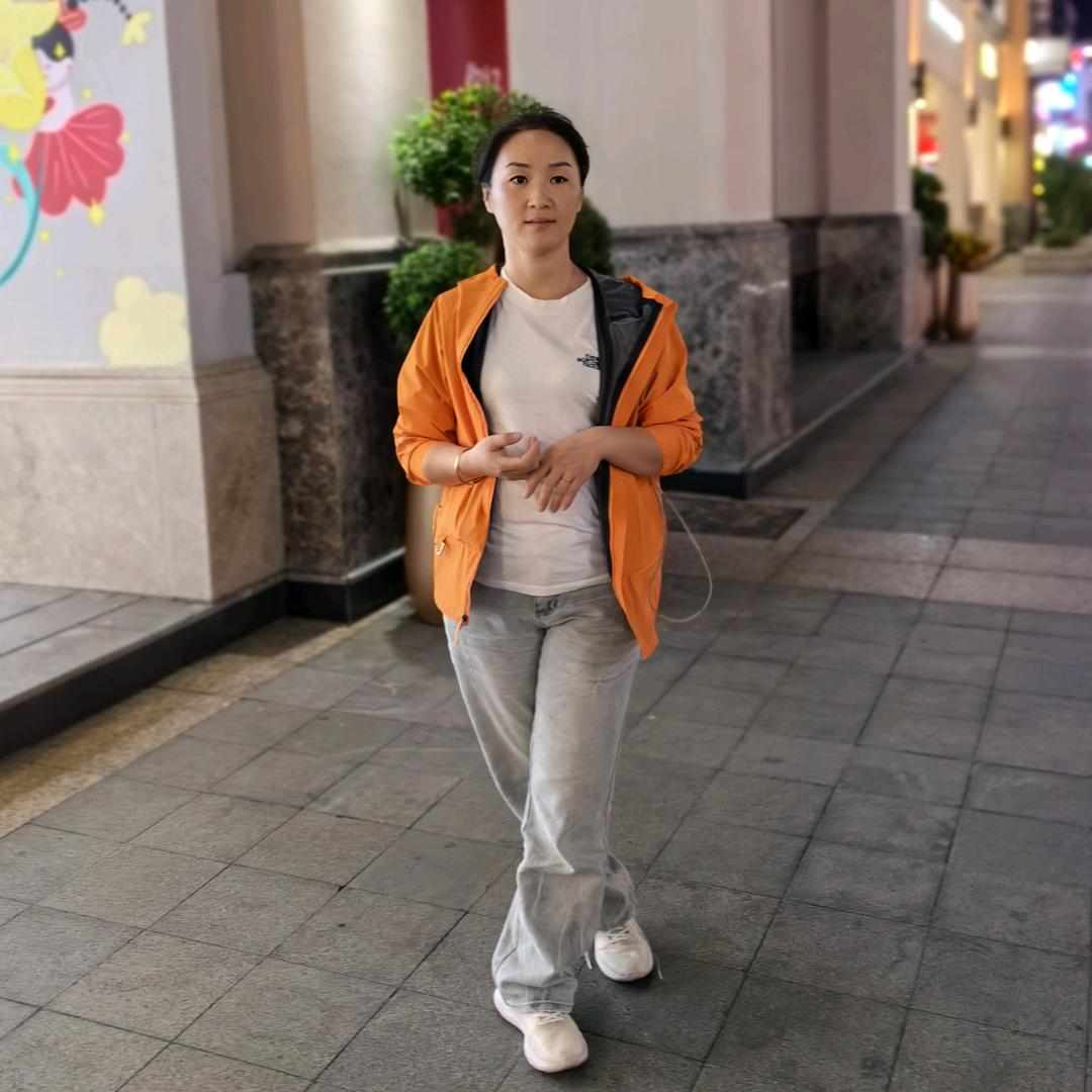 义乌卓信二手车（老板娘）