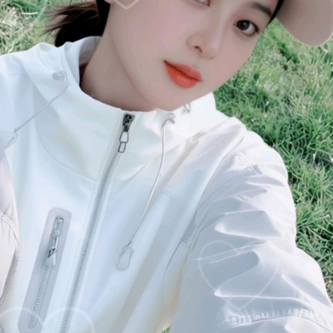 芳草🎤