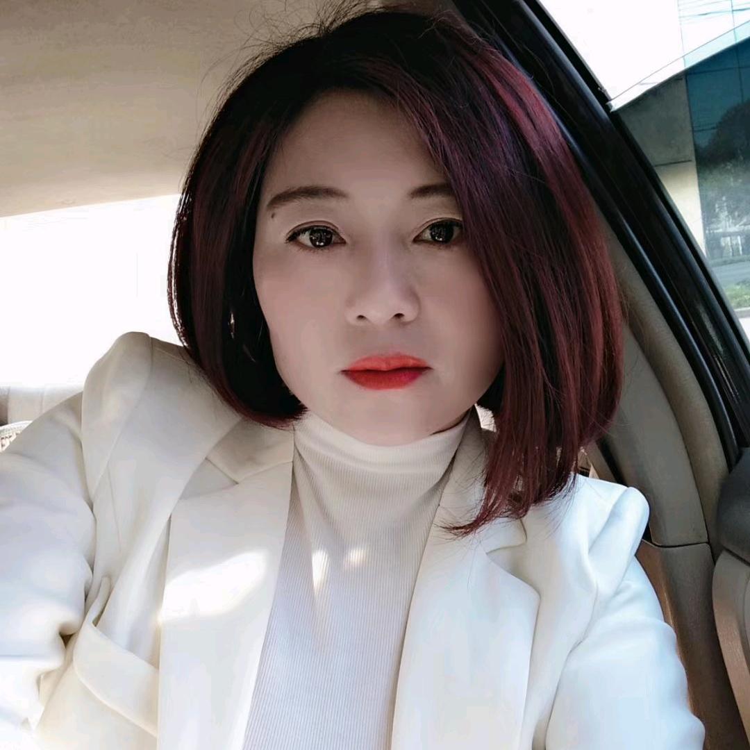 重庆山咔咔的川妹子