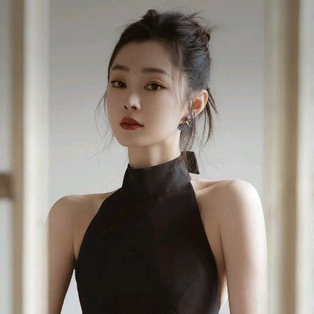 浅忆吖