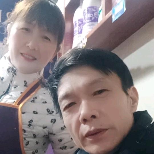 秦群首播