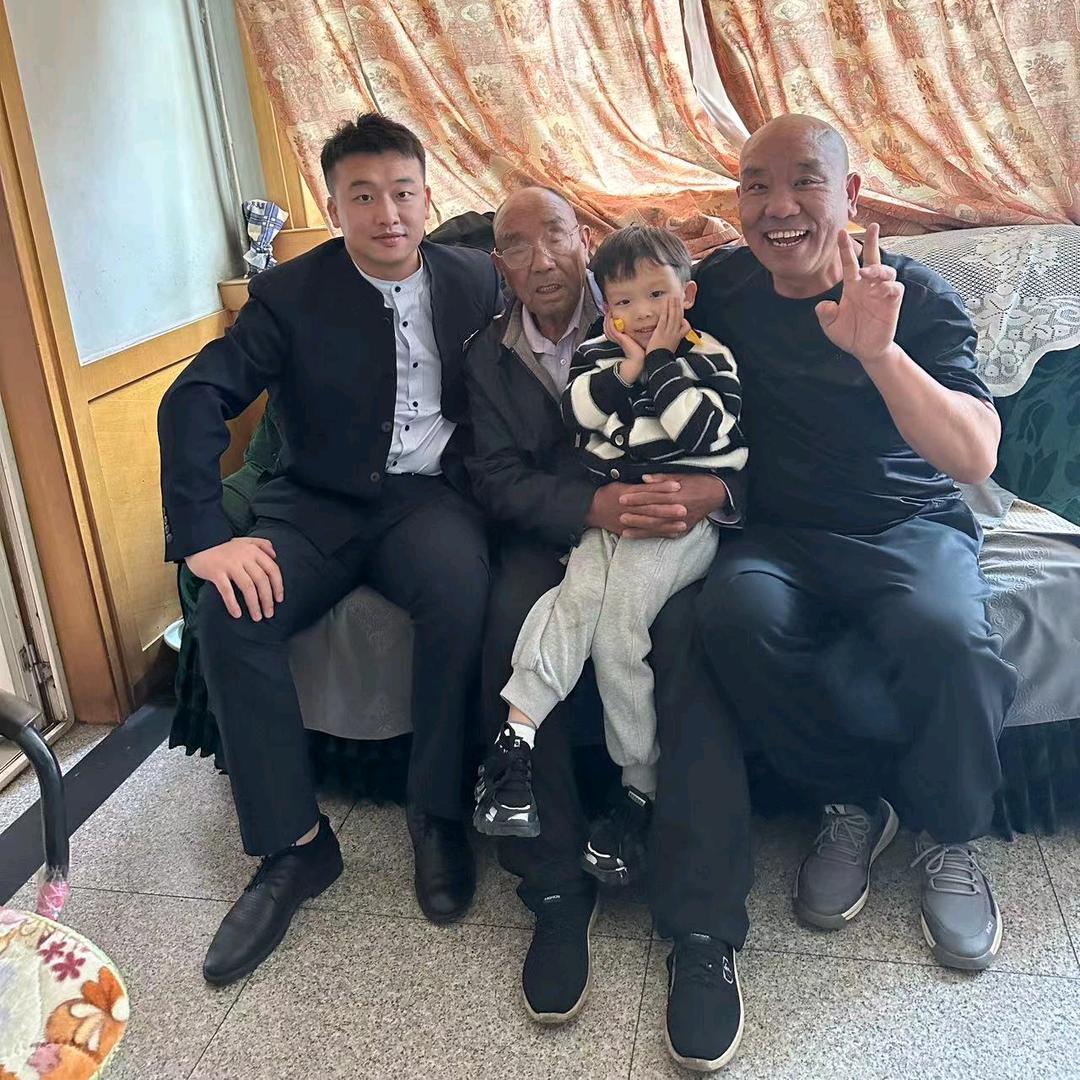 杨少华