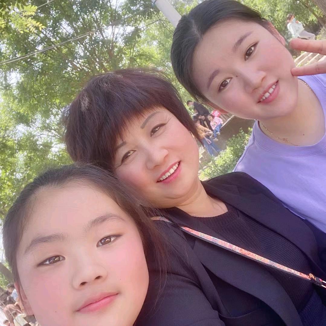 俩孩的妈😊