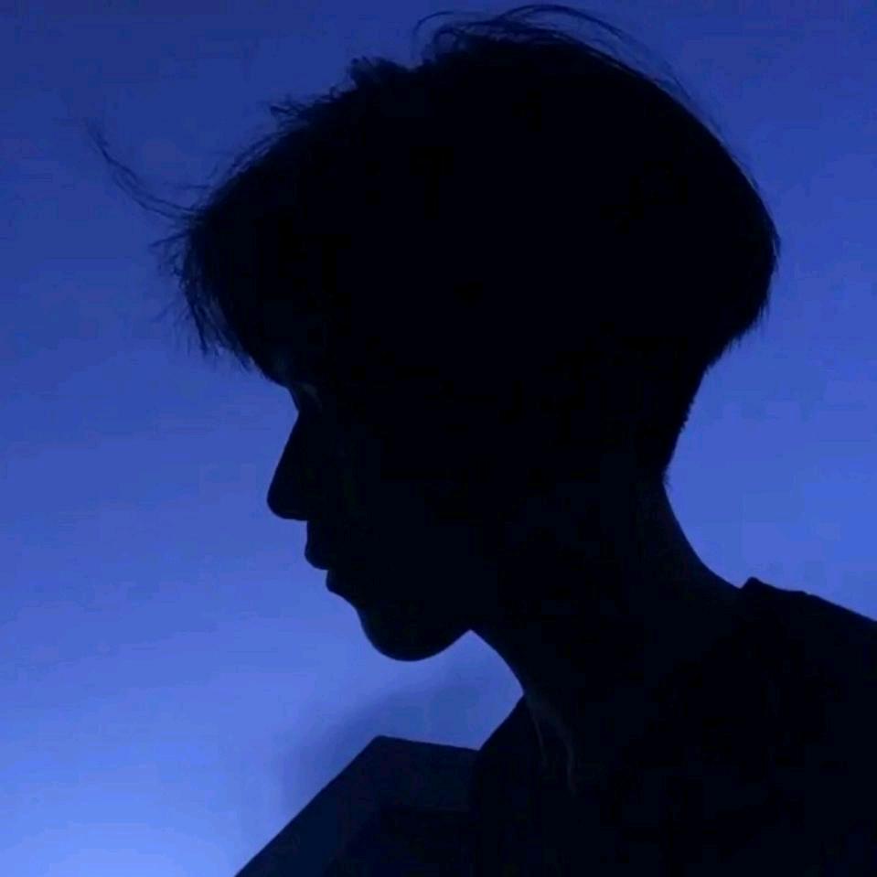 。小明其实是个大叔🍀🌸