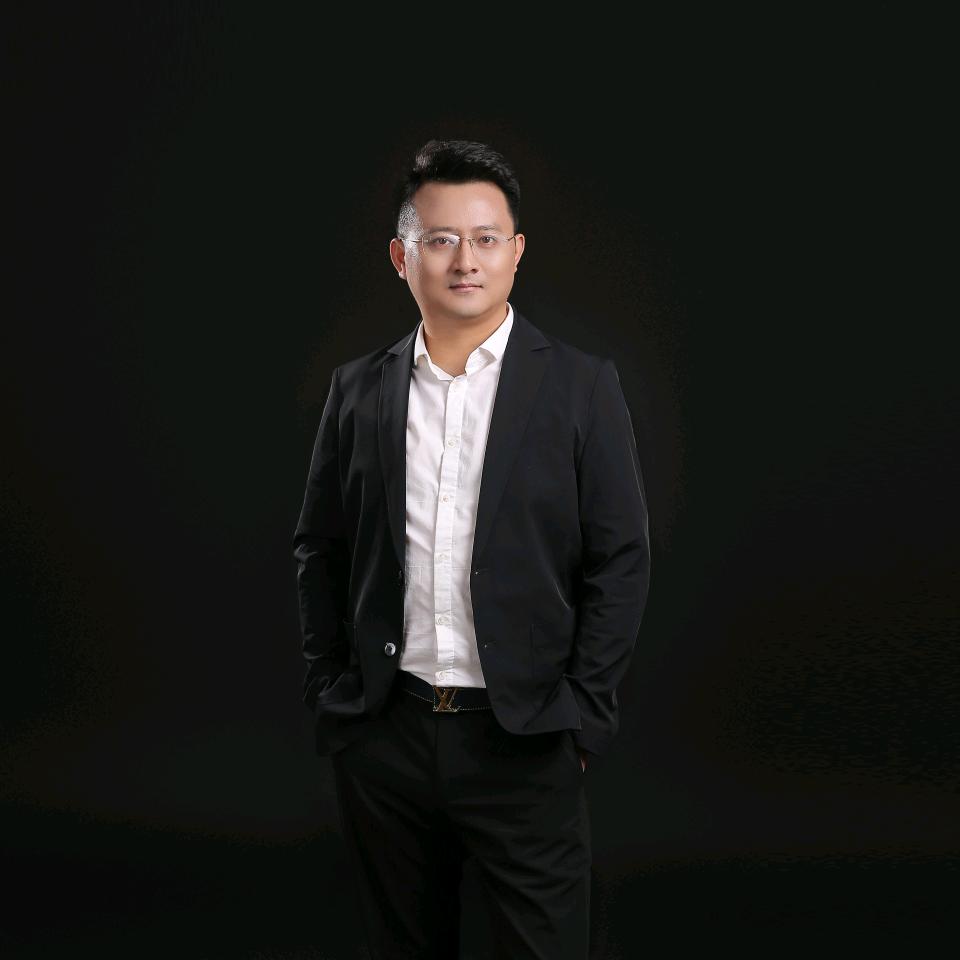 营销策划师｜一折礼品   魏彬