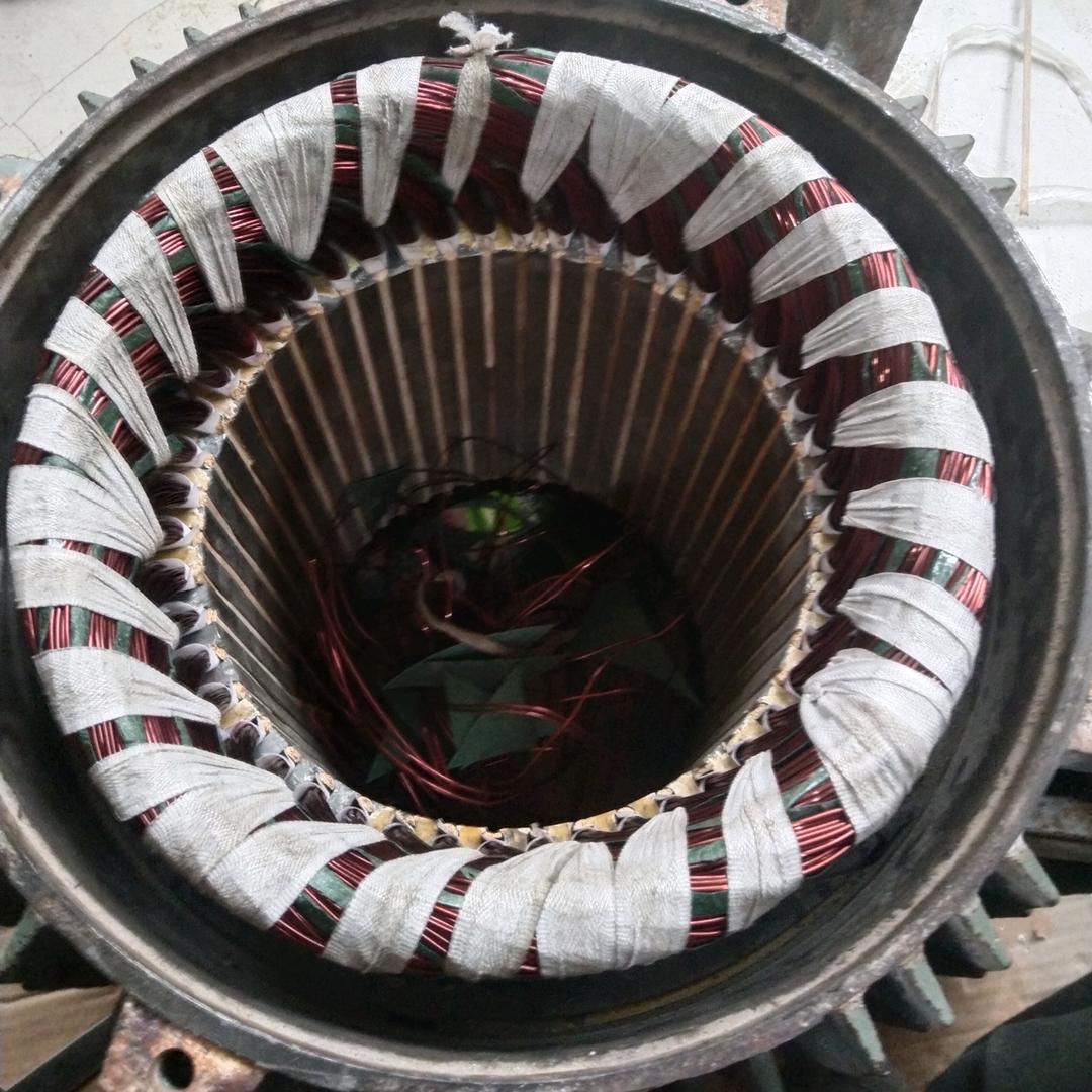 90后创业小伙，铁厂小赵农机