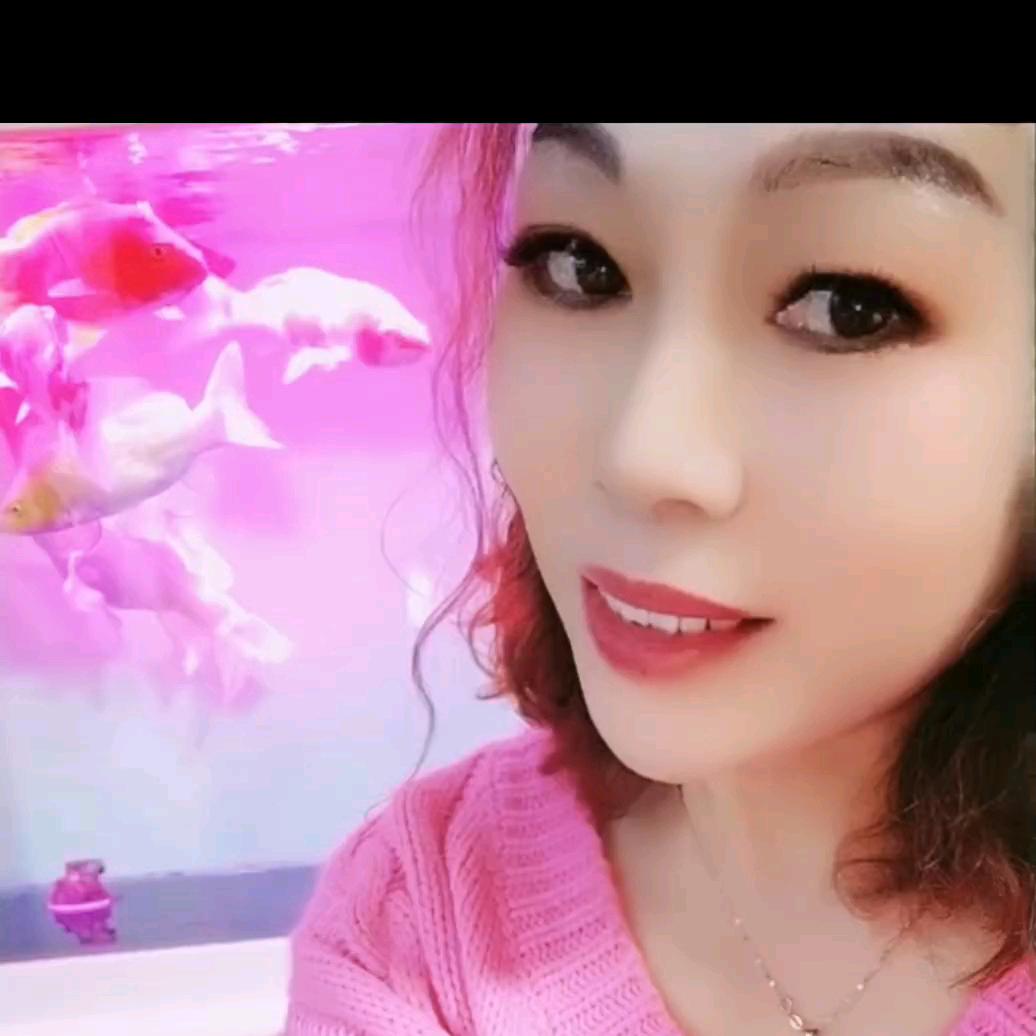 💅🏻指尖的香水味🌙
