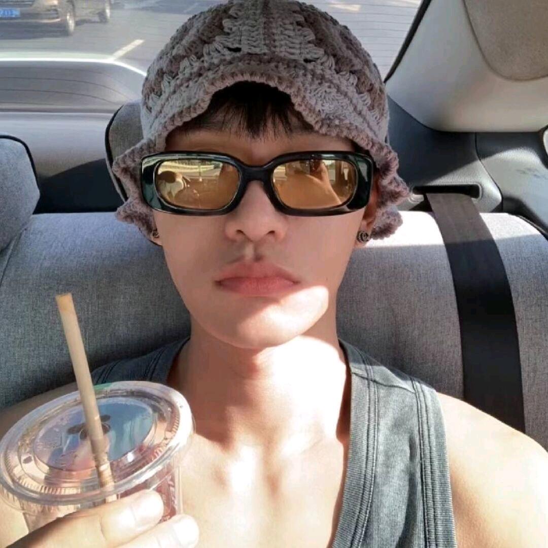 ㅤ。