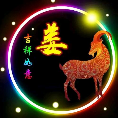 姜楠.