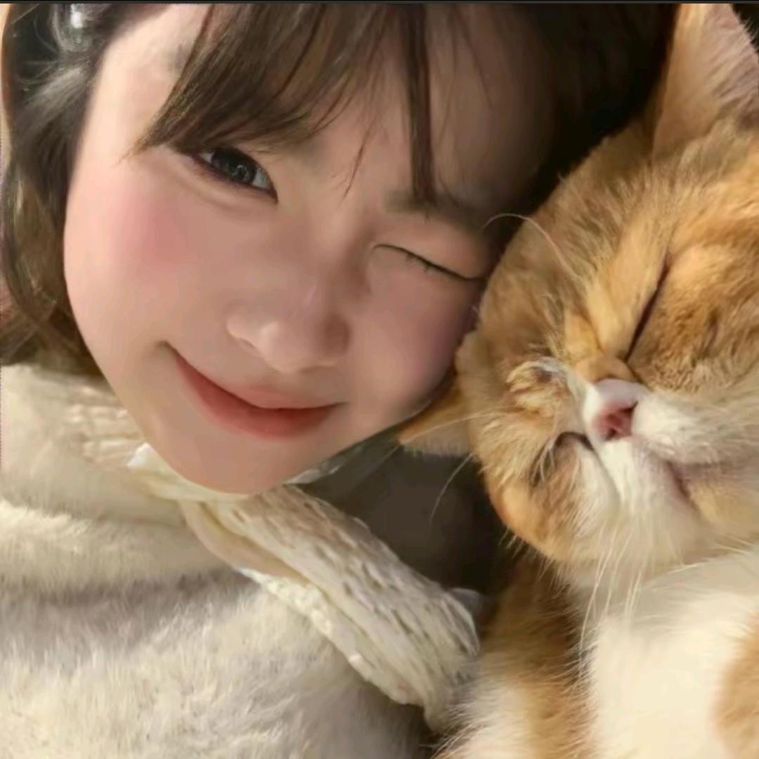 带一个丑帽子