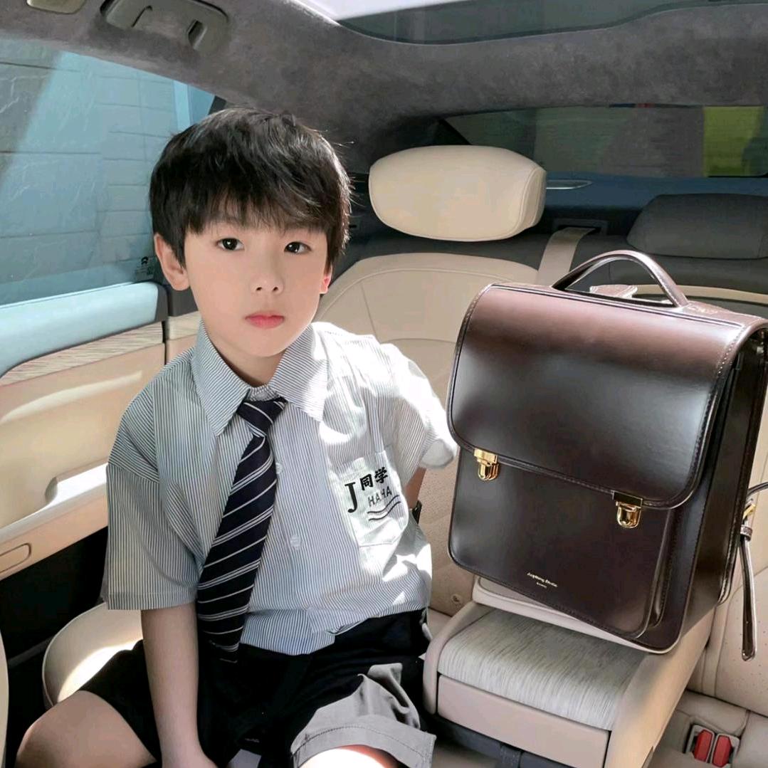 J同学