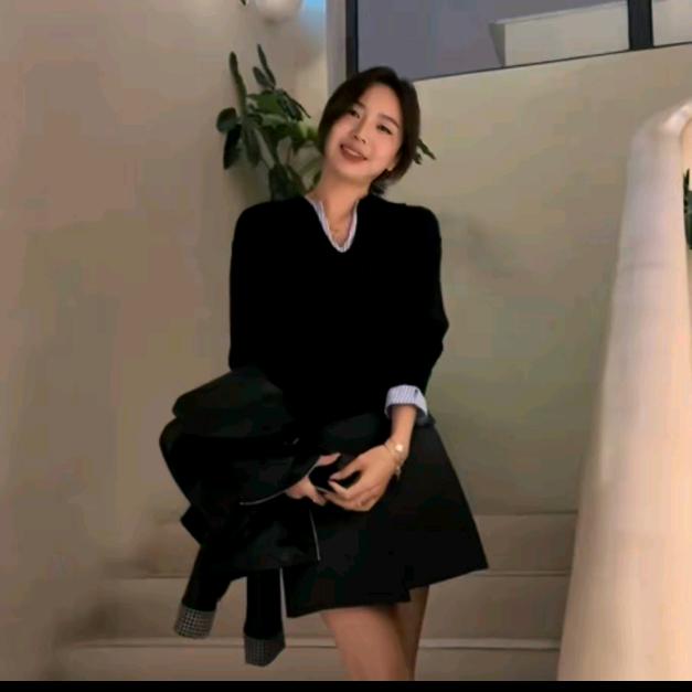 余欢欢 YHH—轻奢时尚穿搭