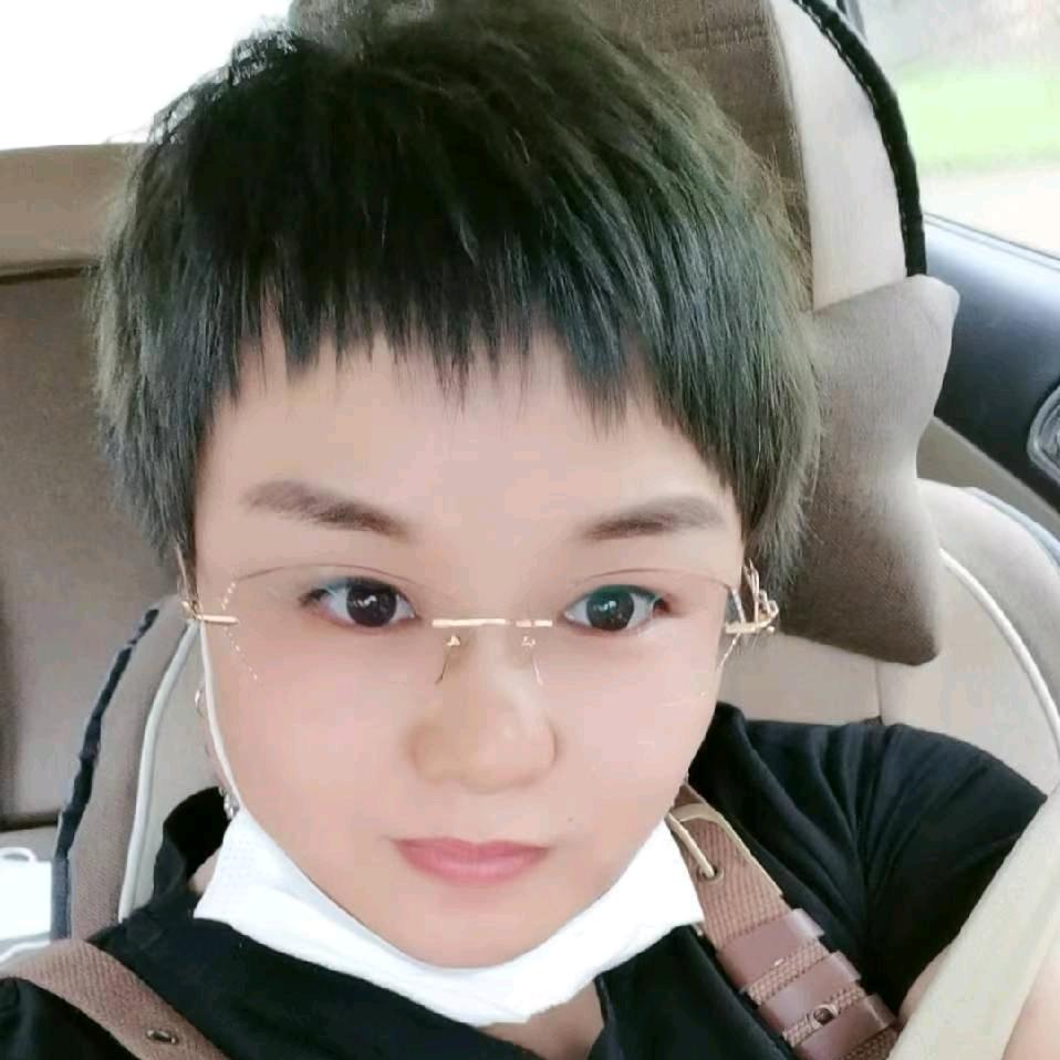 Emily爱米莉