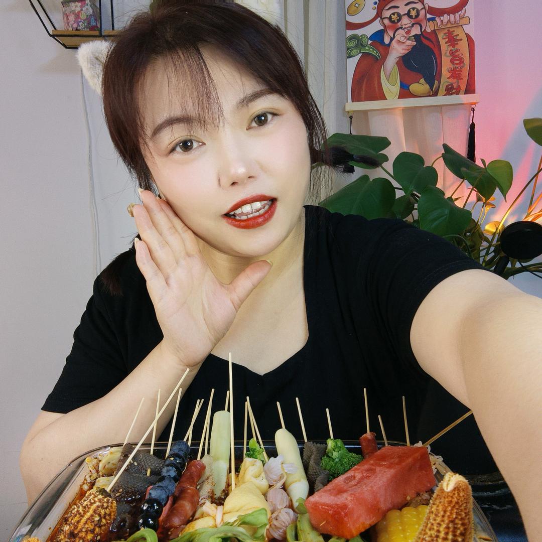 凡凡爱吃（12：40）