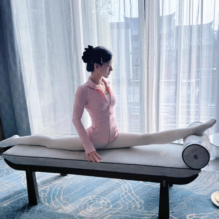 双胞胎双双钰儿