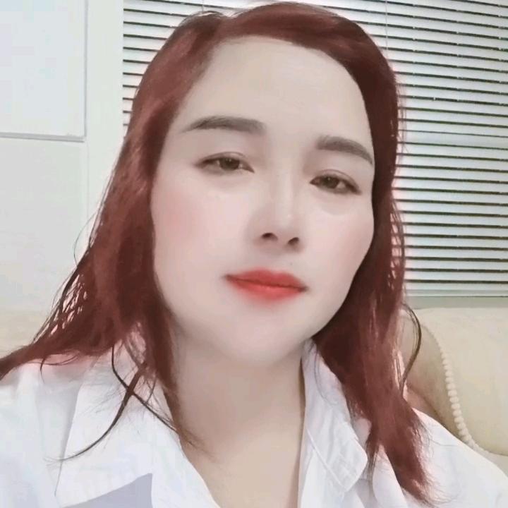 嘟嘟姐（睌上7点开播）