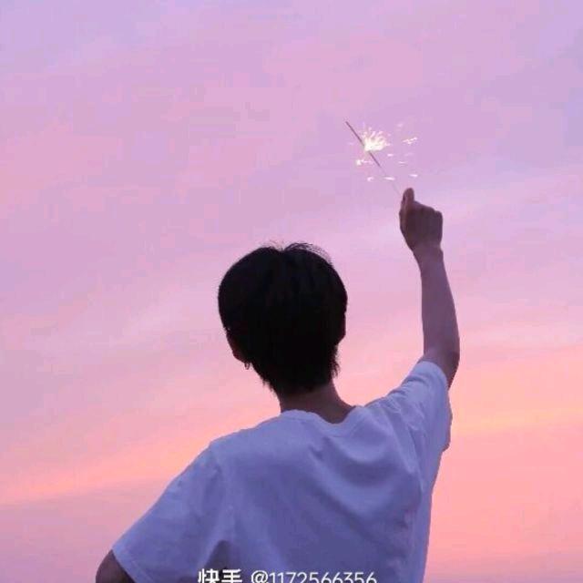 007默默头像