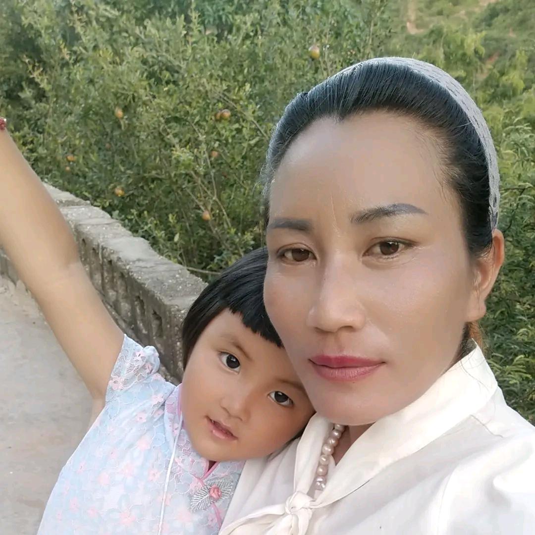 我是云南单身萍萍