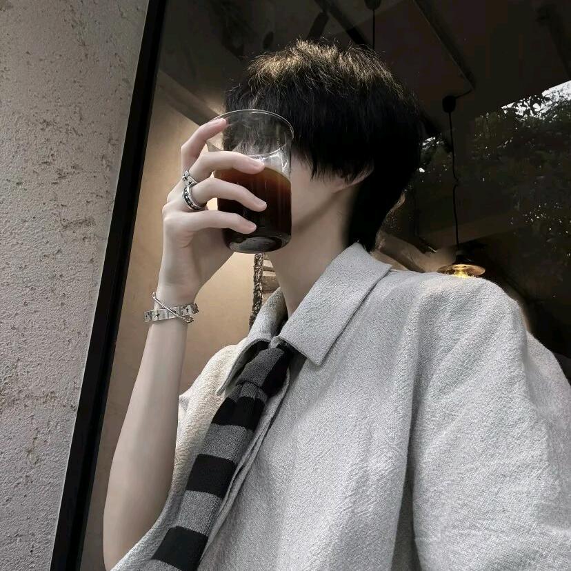 𝒮.白泽