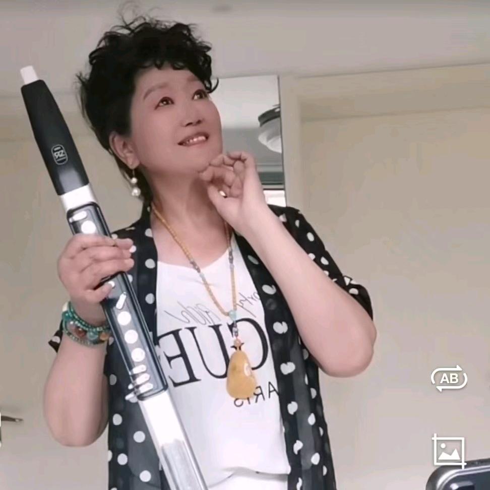 快乐张弹长〈团〉，快乐你我他…