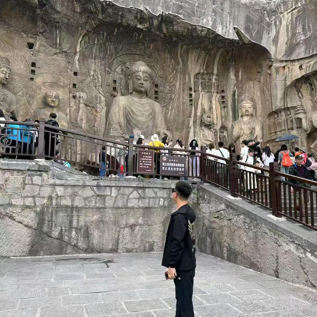 琪.