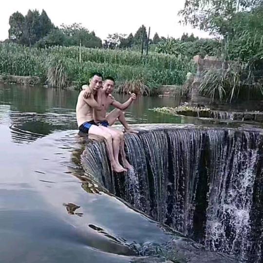 黎明前的东方