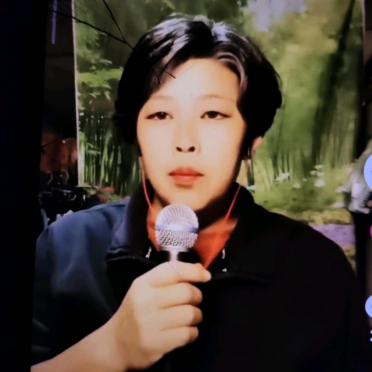 做盐做光。