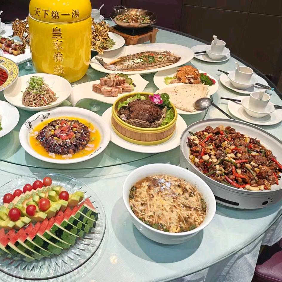 铭厨宴（老徐州、蒜爆鱼、农家土锅鸡）