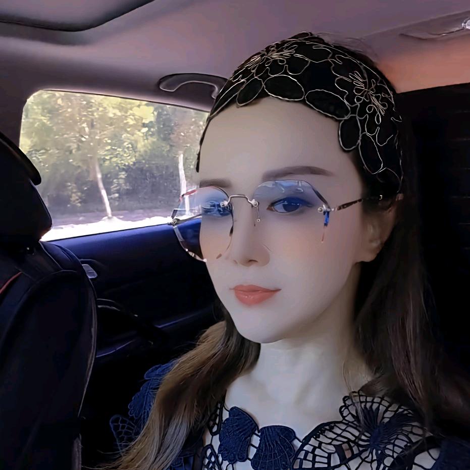 梵云阁美容馆～霞姐