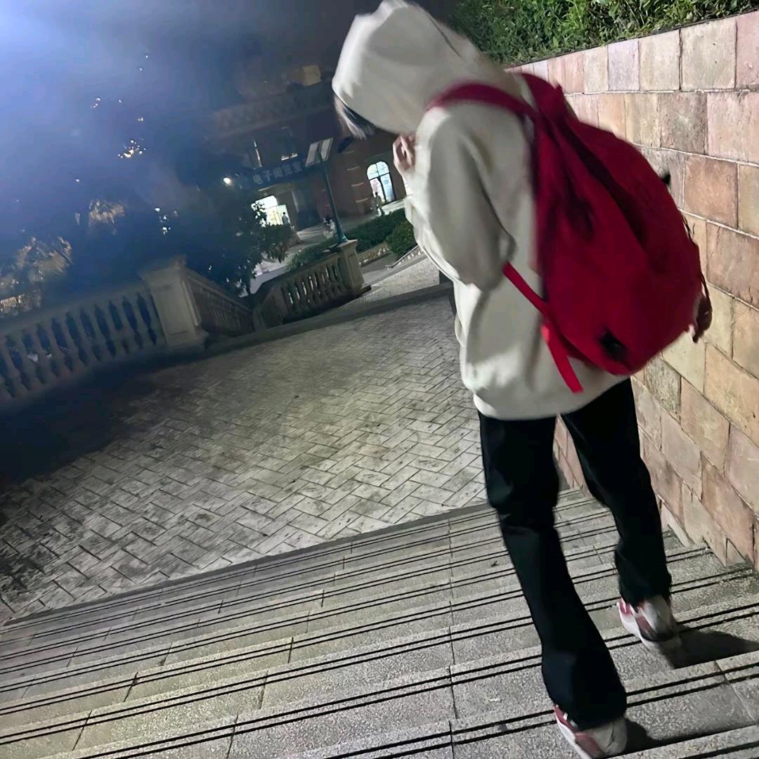 李静仁