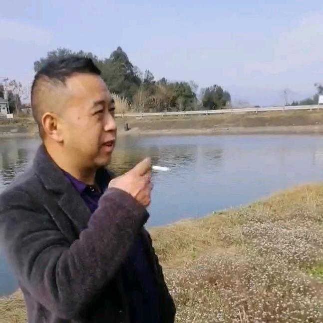 夏九洲_