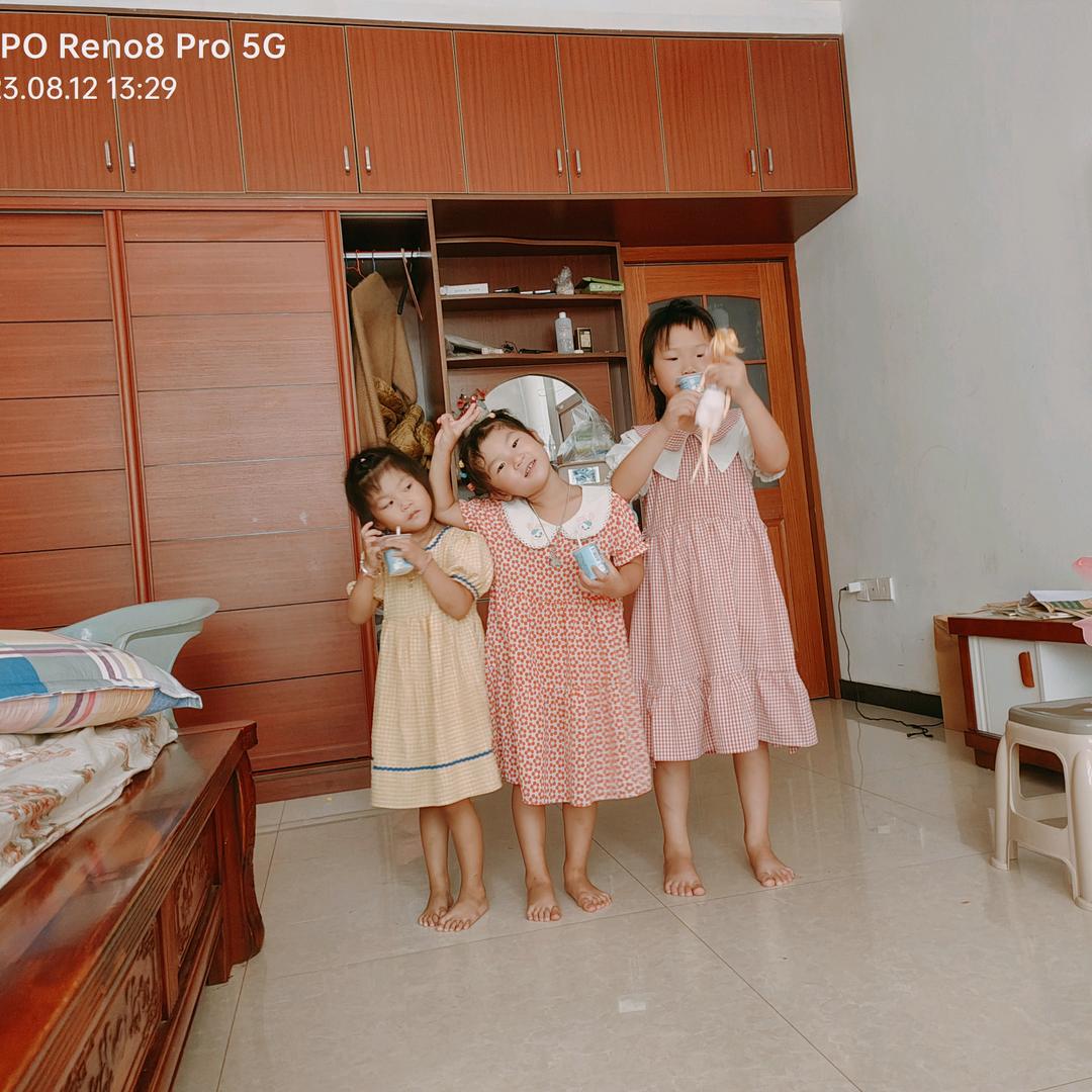 家有三宝🐎️🐖️🐖️🌞️🎄️?