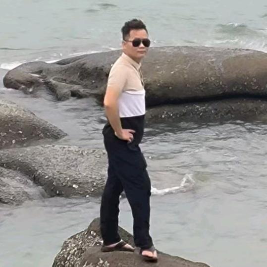 荣哥仔