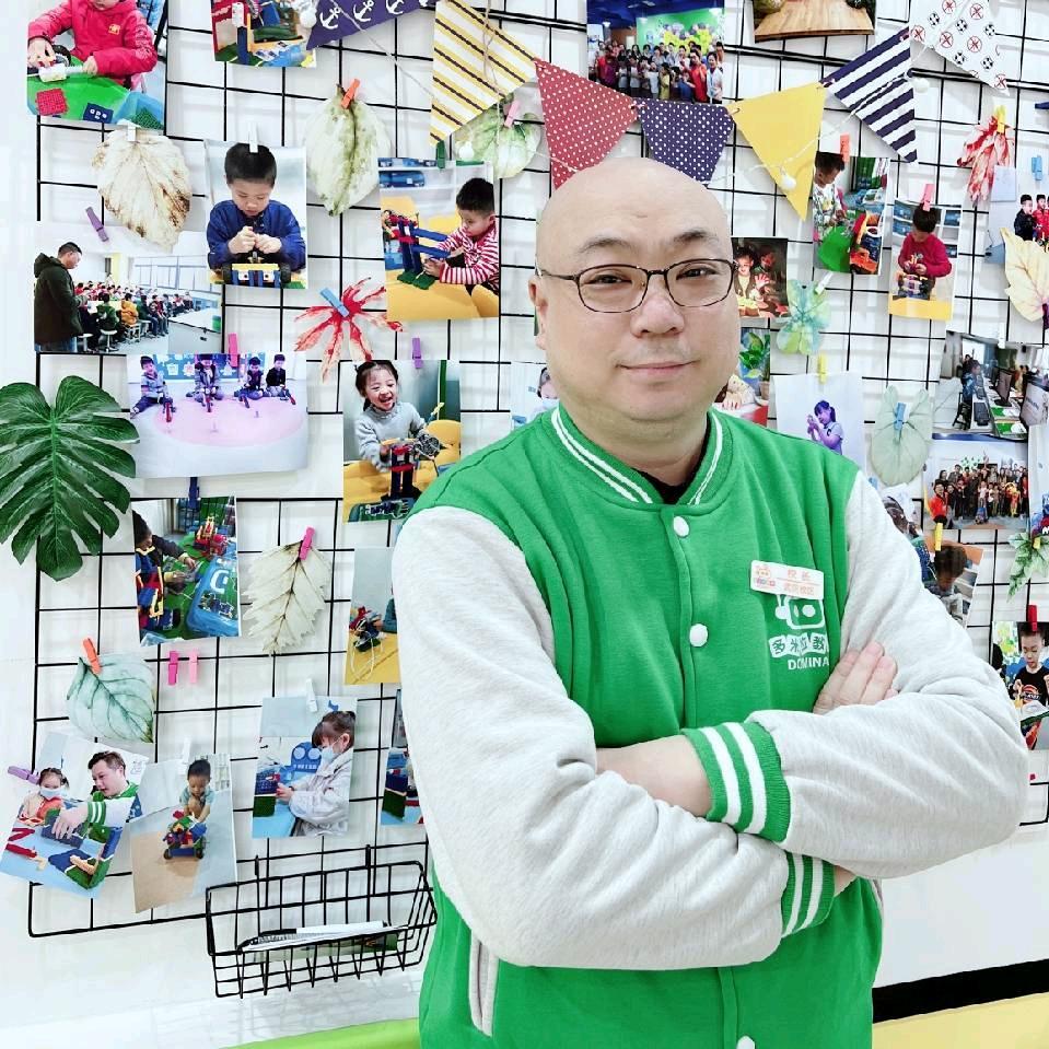 武汉多米拉机器人编程