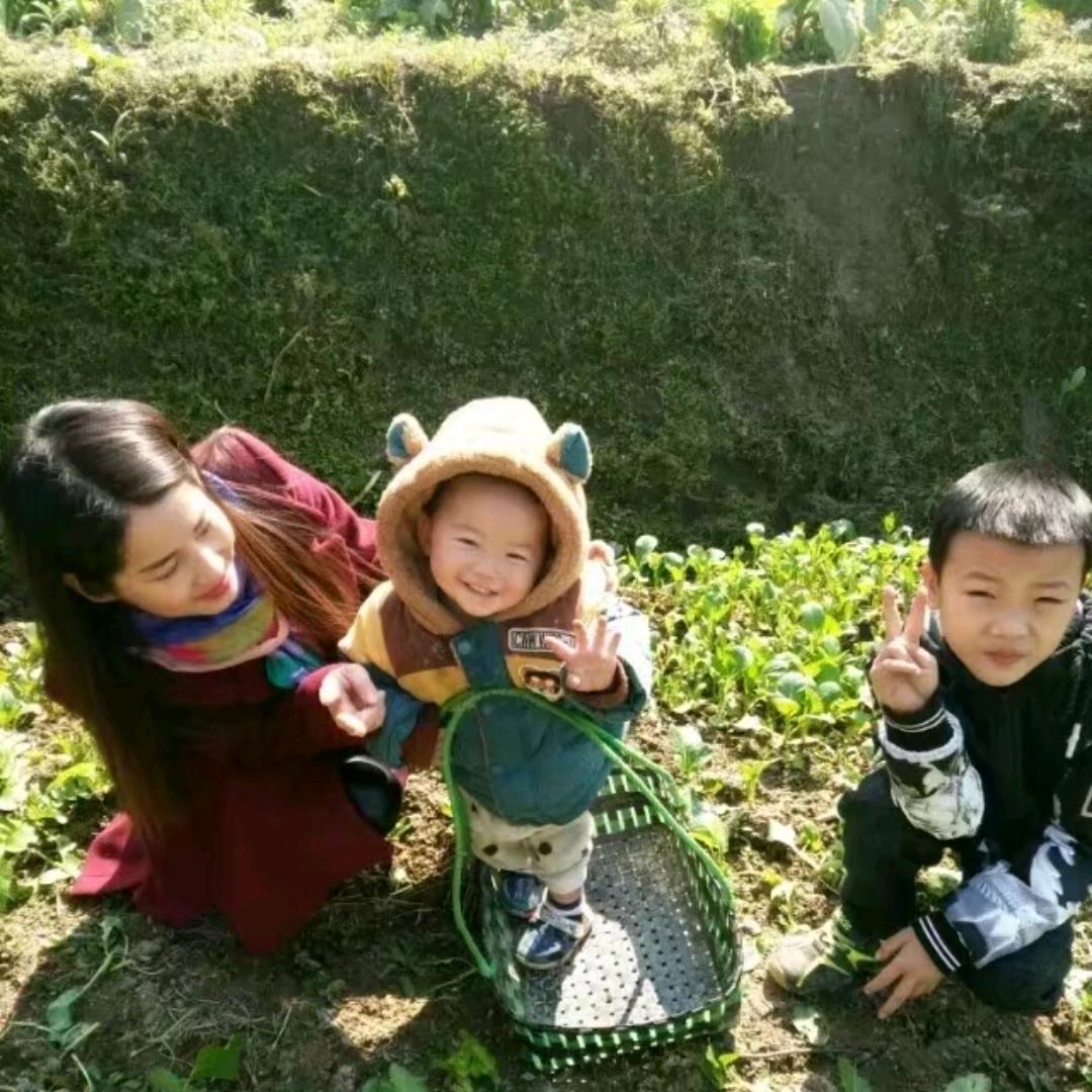 亿萍一家