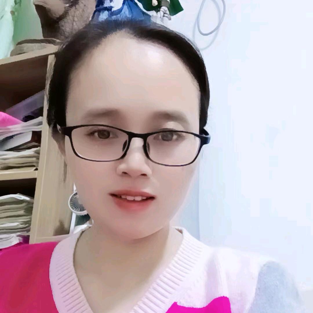 老胡摆摊记
